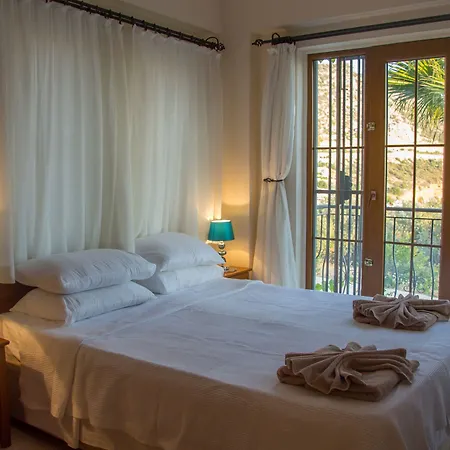 Yakamoz Kalkan