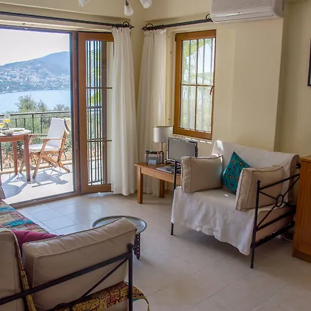 Yakamoz * Kalkan